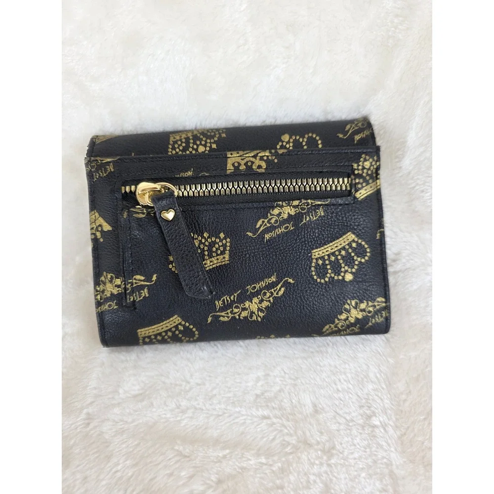 Betsy Johnson Black Gold Crown‎ Print Trifold Wallet Heart Charm